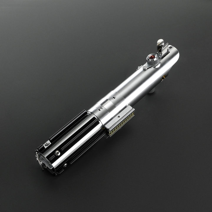 DamienSaber Lightsaber Luke Skywalker Graflex Lightsabers EP4 EP5 EP7 Rey EP9 Saber