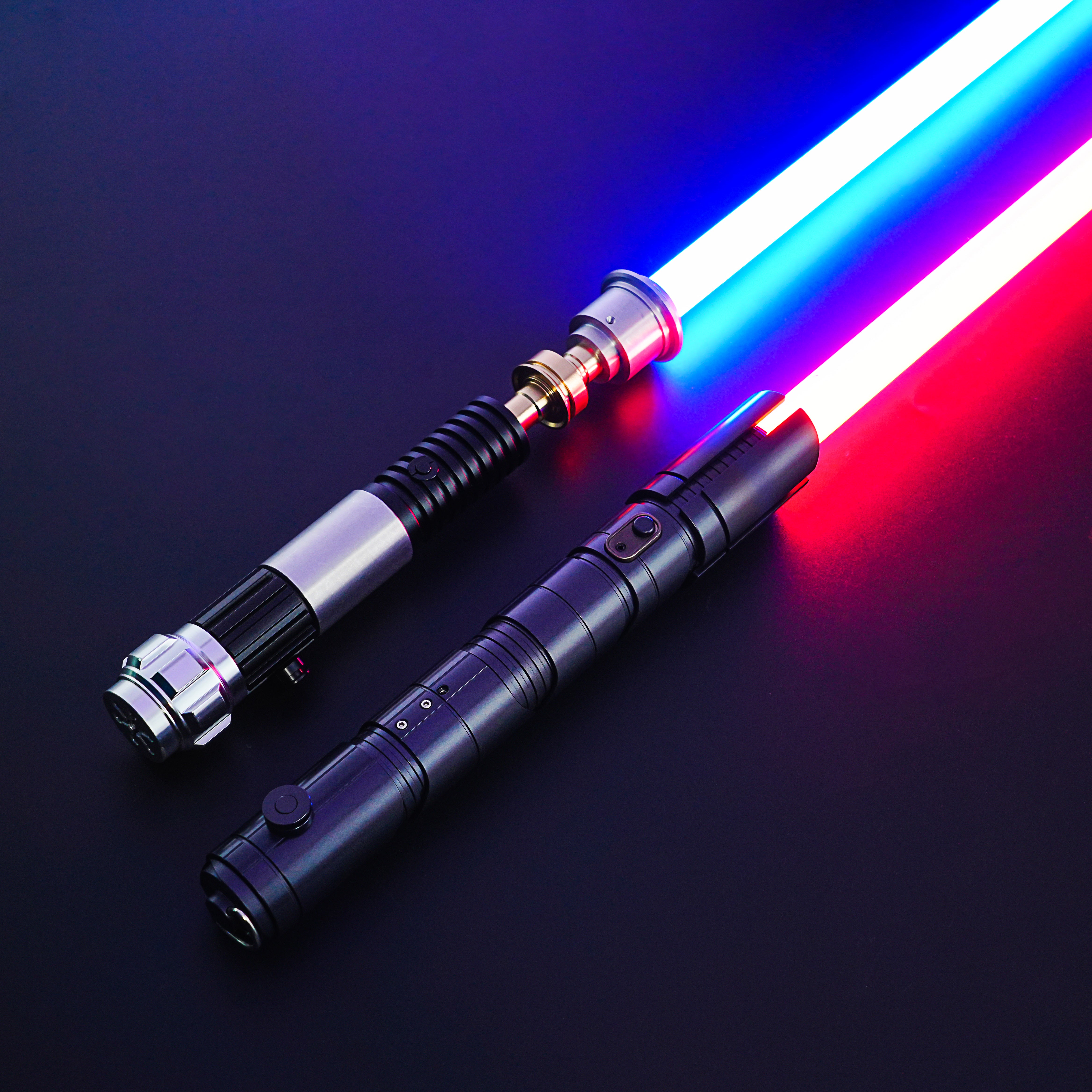 DamienSaber Lightsaber Inspired by The Strangers Qimir Red Blade Saber