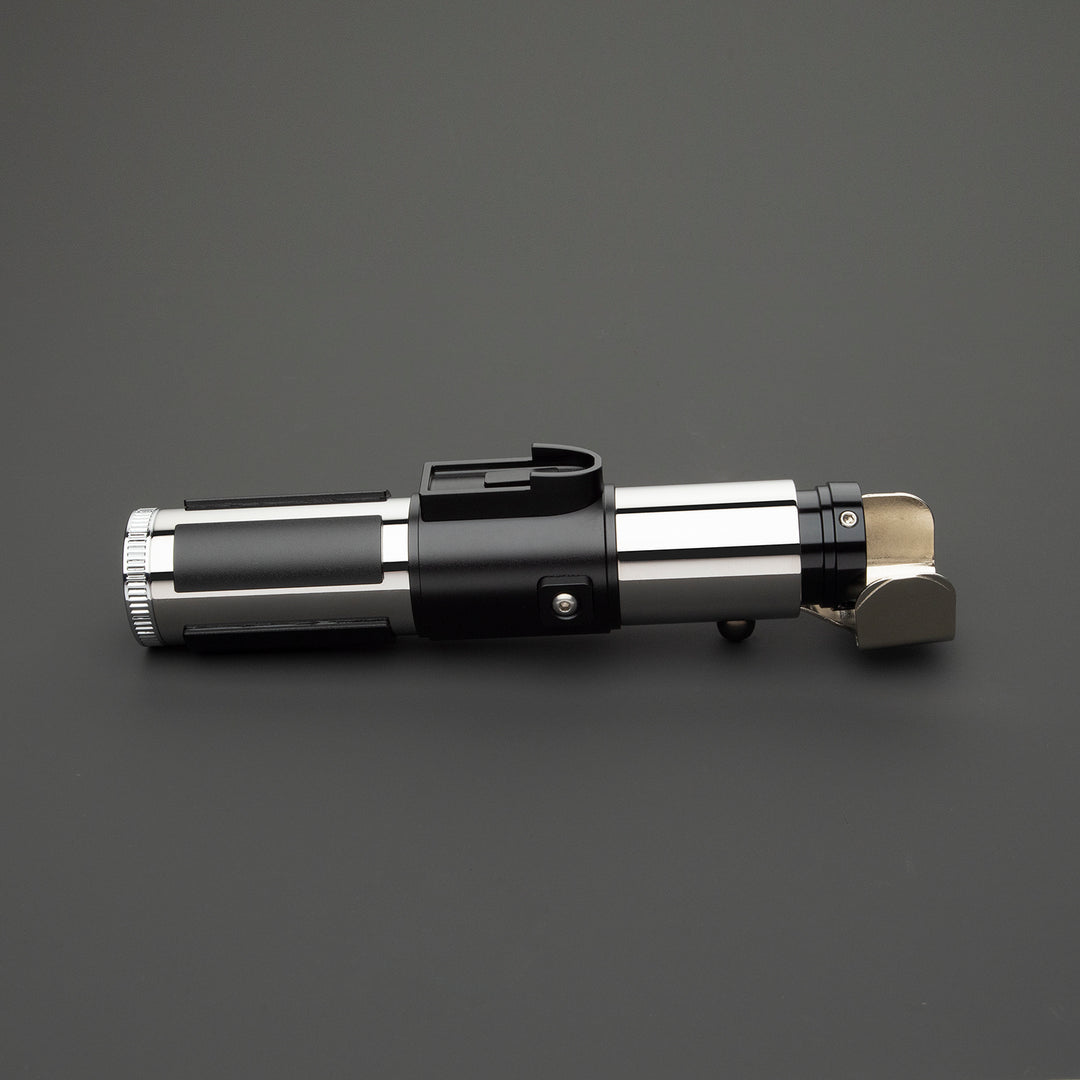 DamienSaber Lightsaber Jedi Grandmaster Green Lightsaber Force FX Dueling Saber Short Hilt 18CM