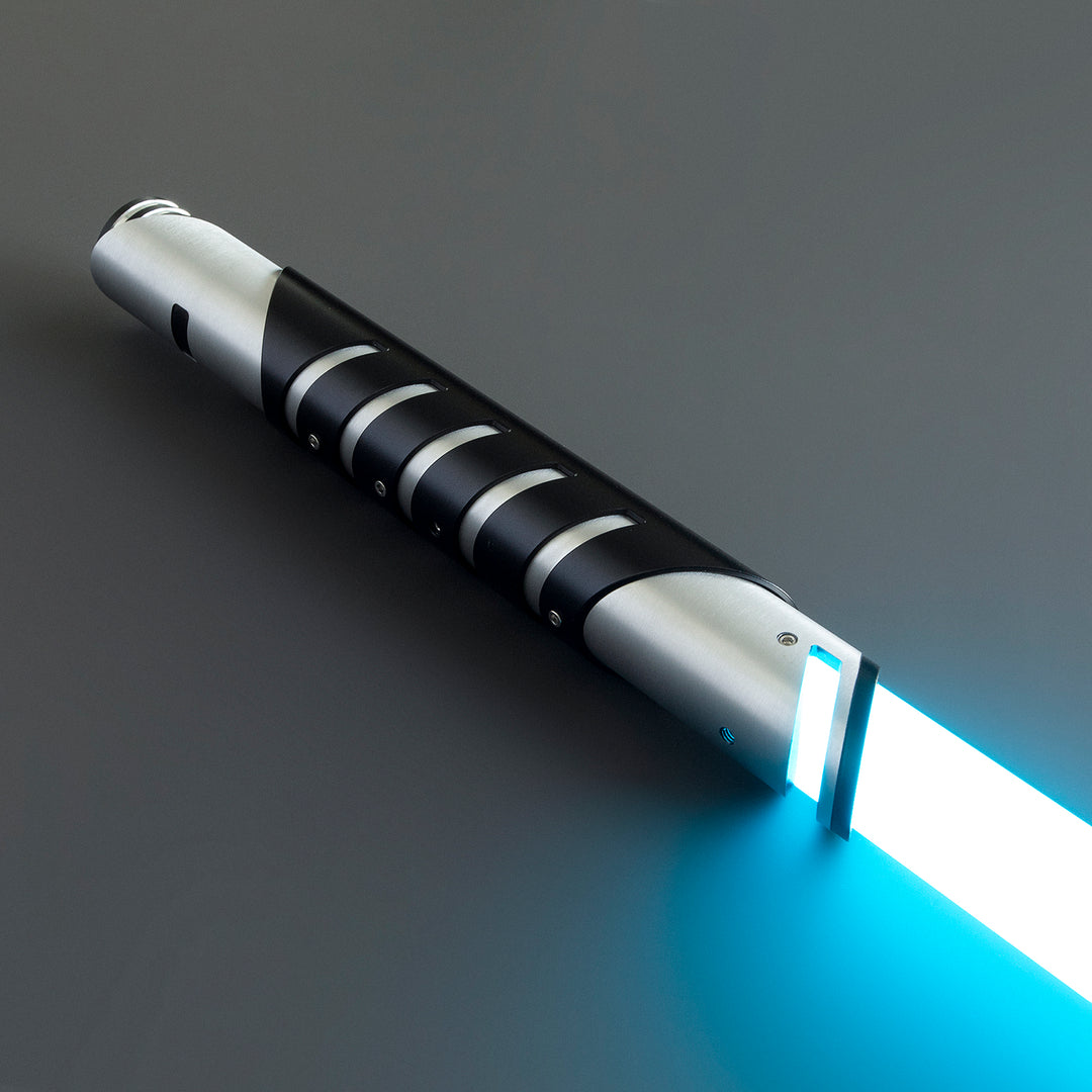 DamienSaber Lightsaber Heavy Dueling Fore FX Xenopixel V3 Core Light Saber Silver Black Hilt 25.8CM