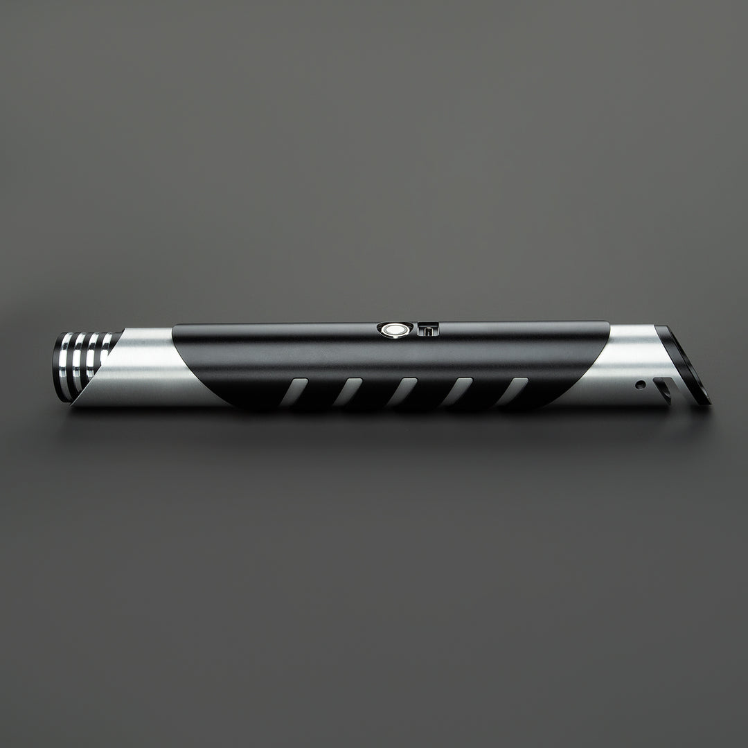 DamienSaber Lightsaber Heavy Dueling Fore FX Xenopixel V3 Core Light Saber Silver Black Hilt 25.8CM