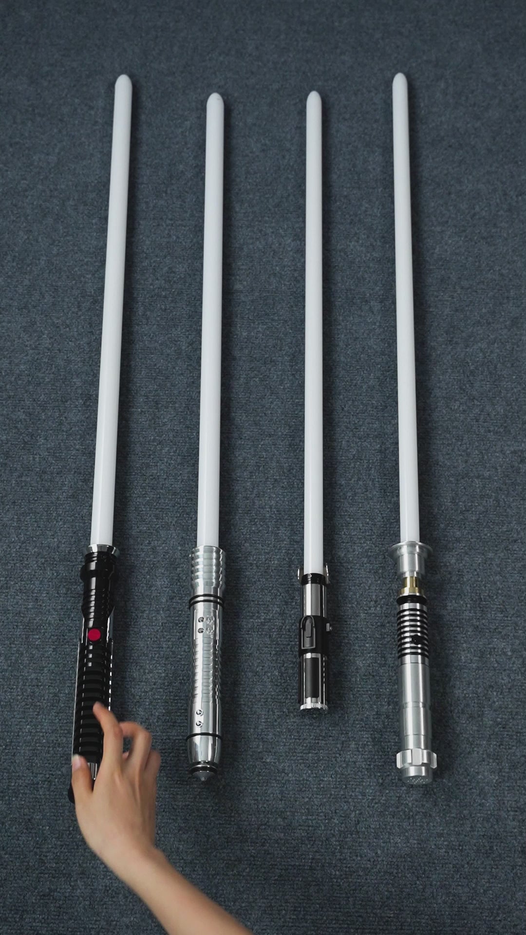 DamienSaber Lightsaber Jedi Grandmaster Green Lightsaber Force FX Dueling Saber Short Hilt 18CM